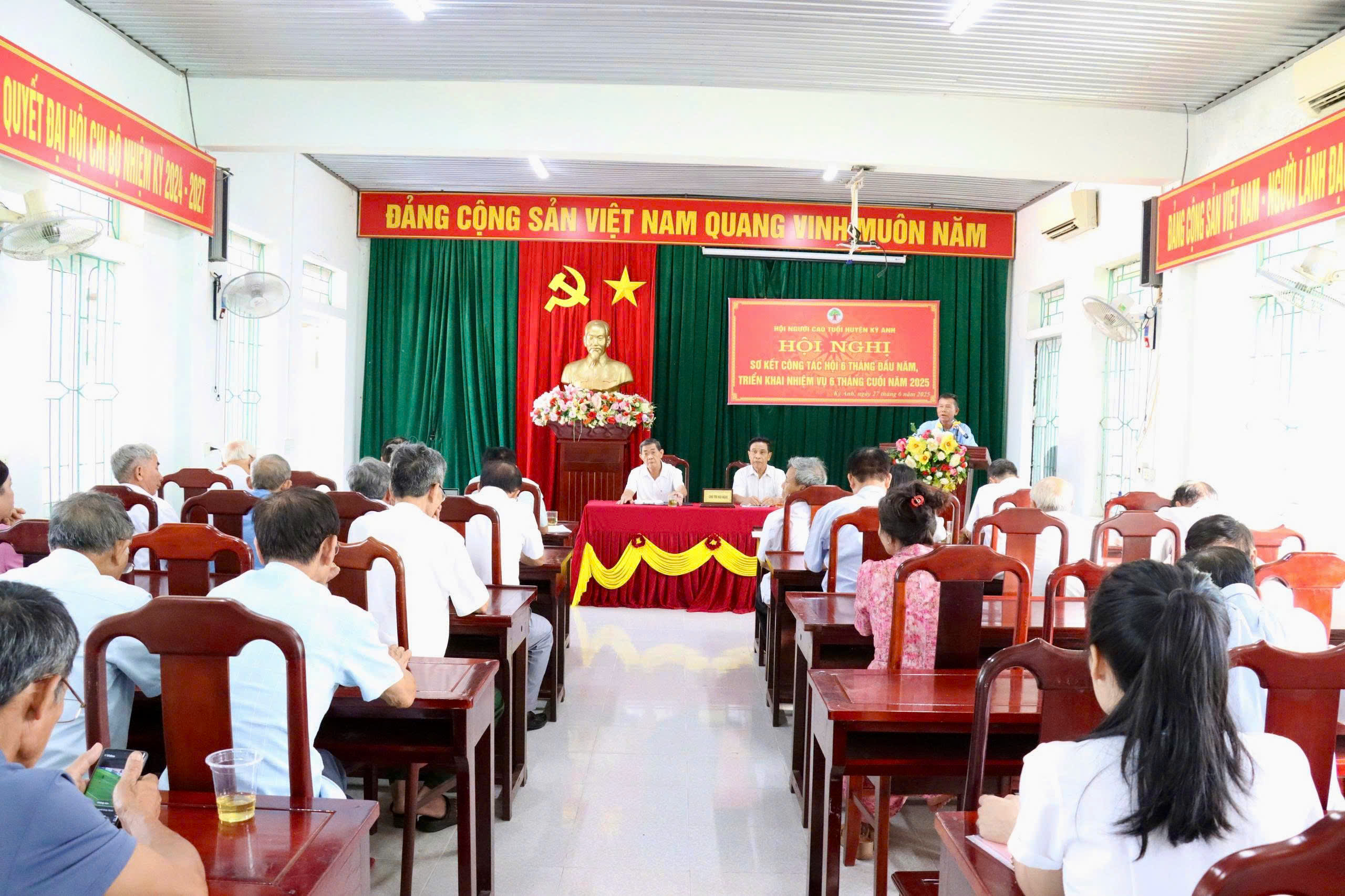 Hội Người cao tuổi huyện Kỳ Anh sơ kết công tác 6 tháng đầu năm, triển khai nhiệm vụ 6 tháng cuối năm 2025