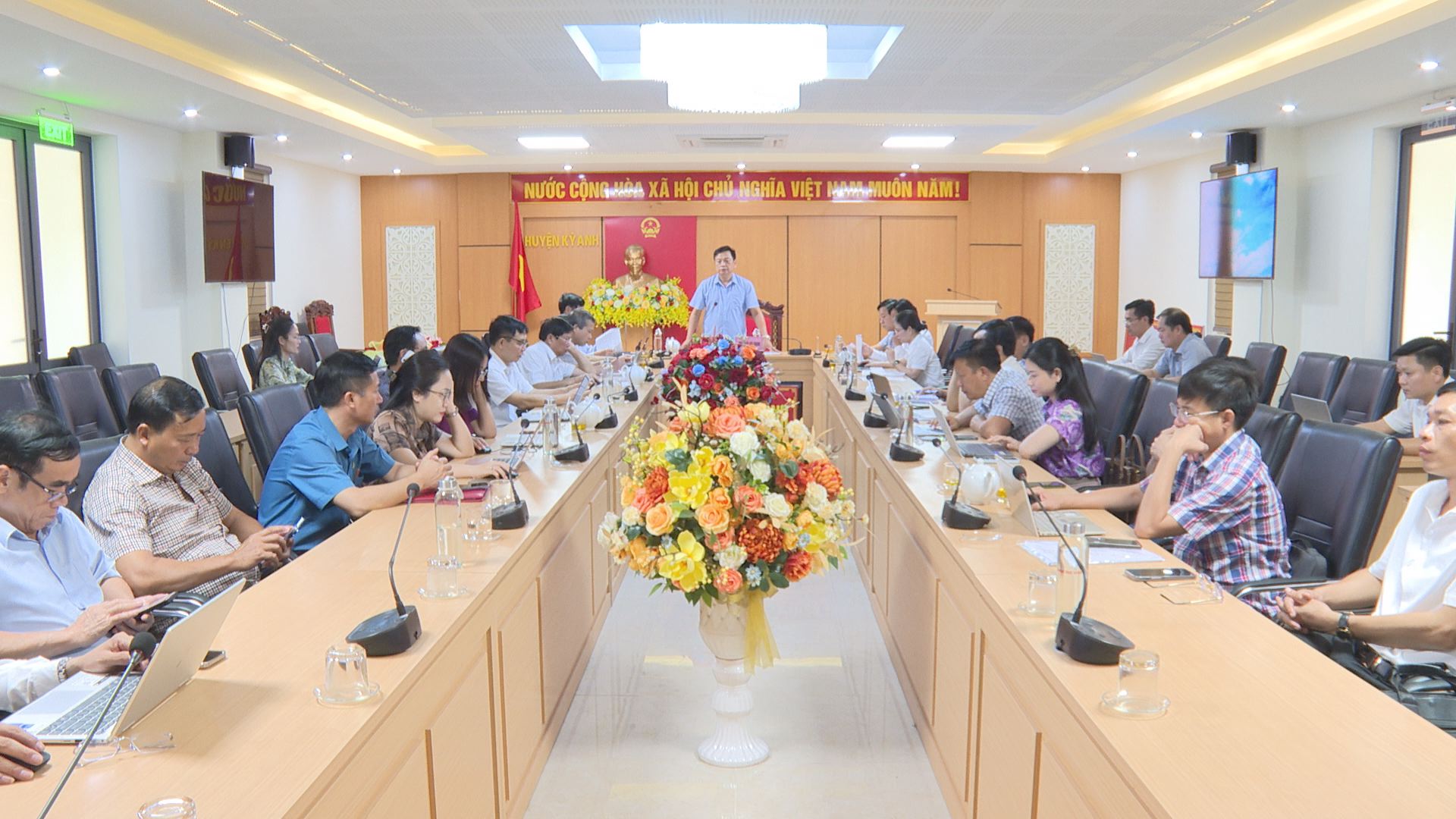 Hội nghị đánh giá kết quả thực hiện nhiệm vụ chính trị 6 tháng đầu năm 2025