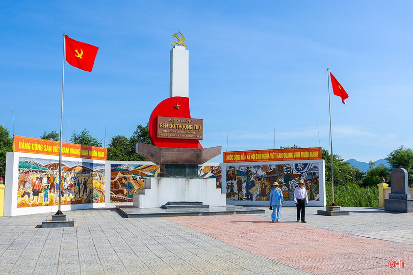 Hà Tĩnh và “pho lịch sử bằng vàng” của Đảng