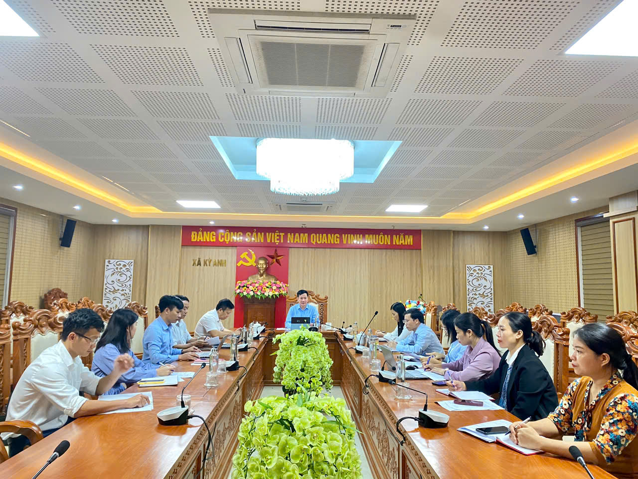 Thường trực Đảng ủy xã Kỳ Anh làm việc với các cơ quan tham mưu, giúp việc Đảng ủy; Ủy ban Mặt trận Tổ quốc và các tổ chức chính trị - xã hội 