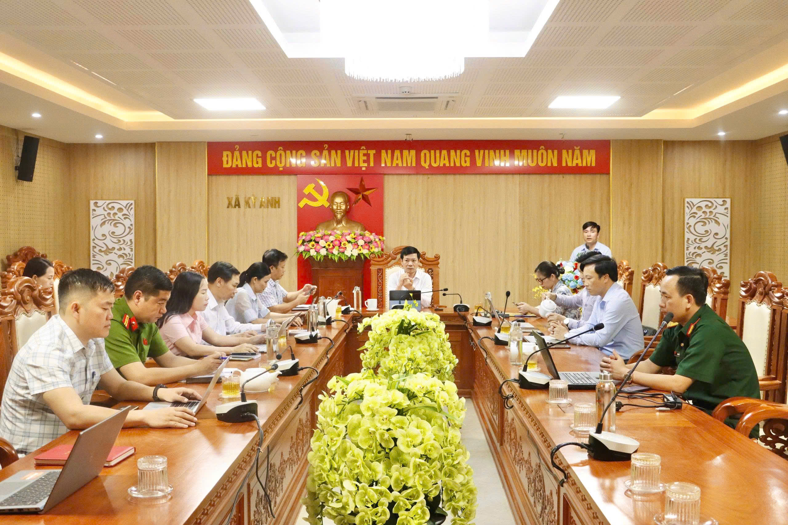 Ban Thường vụ Đảng ủy xã họp triển khai các nhiệm vụ chính trị trọng tâm