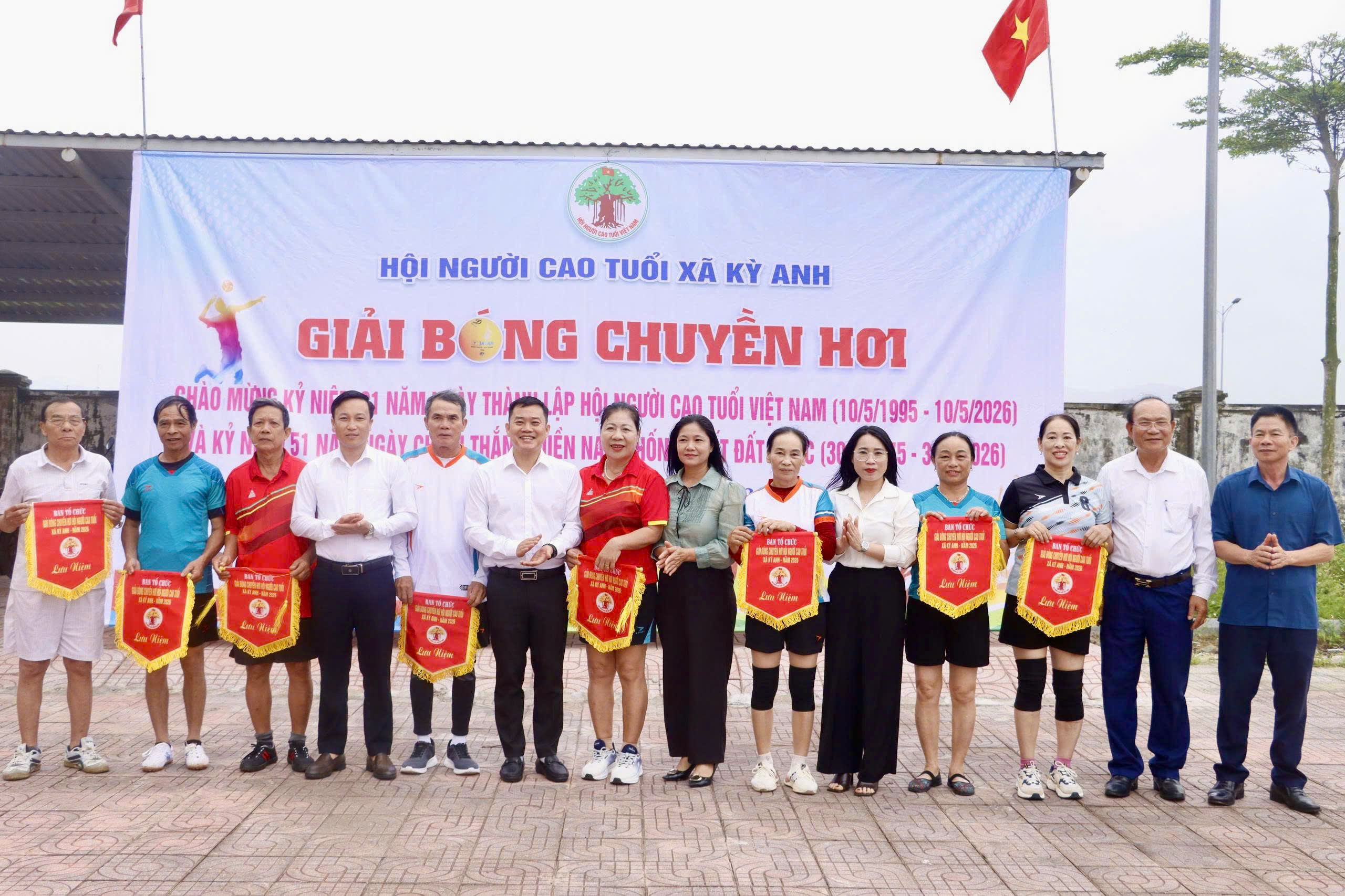 Khai mạc Giải bóng chuyền hơi Người cao tuổi năm 2026