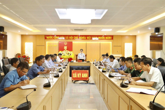 UBND xã Kỳ Anh làm việc với Công ty cổ phần năng lượng VinEnergo về tiến độ dự án Nhà máy Điện gió 