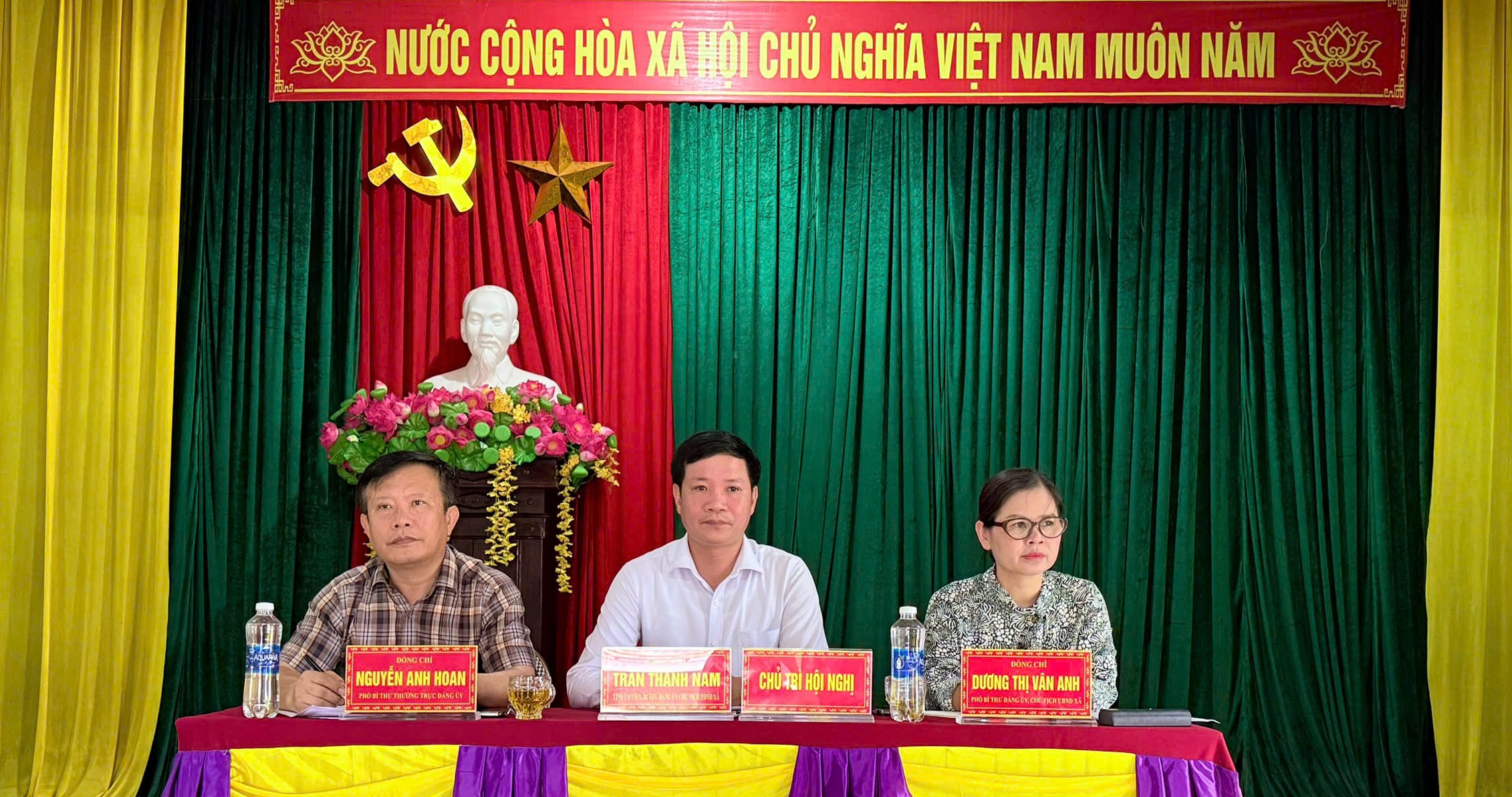 Đảng ủy xã Kỳ Anh  tổ chức làm việc nghe và cho ý kiến về tình hình thực hiện nhiệm vụ tại các thôn Kỳ Tiến, Quyết Tiến, Tứ Yên và Tân Tiến.