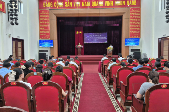 Xã Kỳ Anh tập huấn nâng cao kỹ năng số và triển khai khóa học “Bình dân học vụ số” cho Tổ chuyển đổi số cộng đồng 