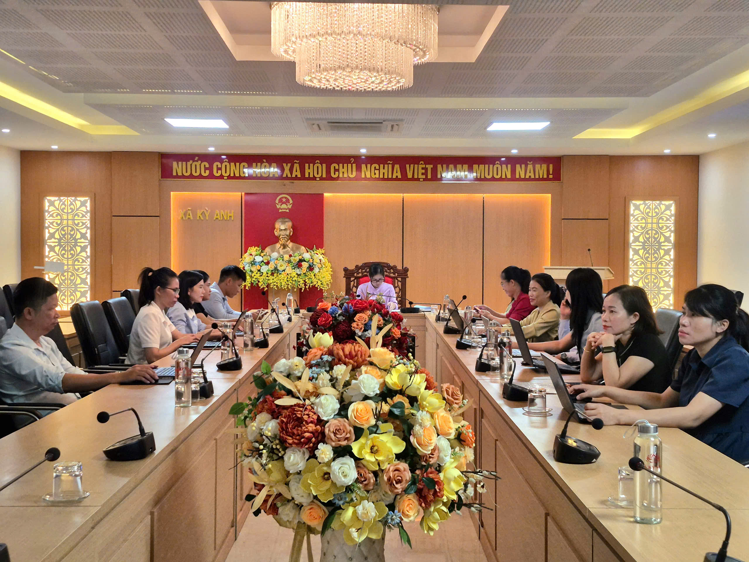 Xã Kỳ Anh tham gia Hội nghị tập huấn, hướng dẫn ứng dụng trí tuệ nhân tạo (AI) trong thực thi công vụ năm 2026