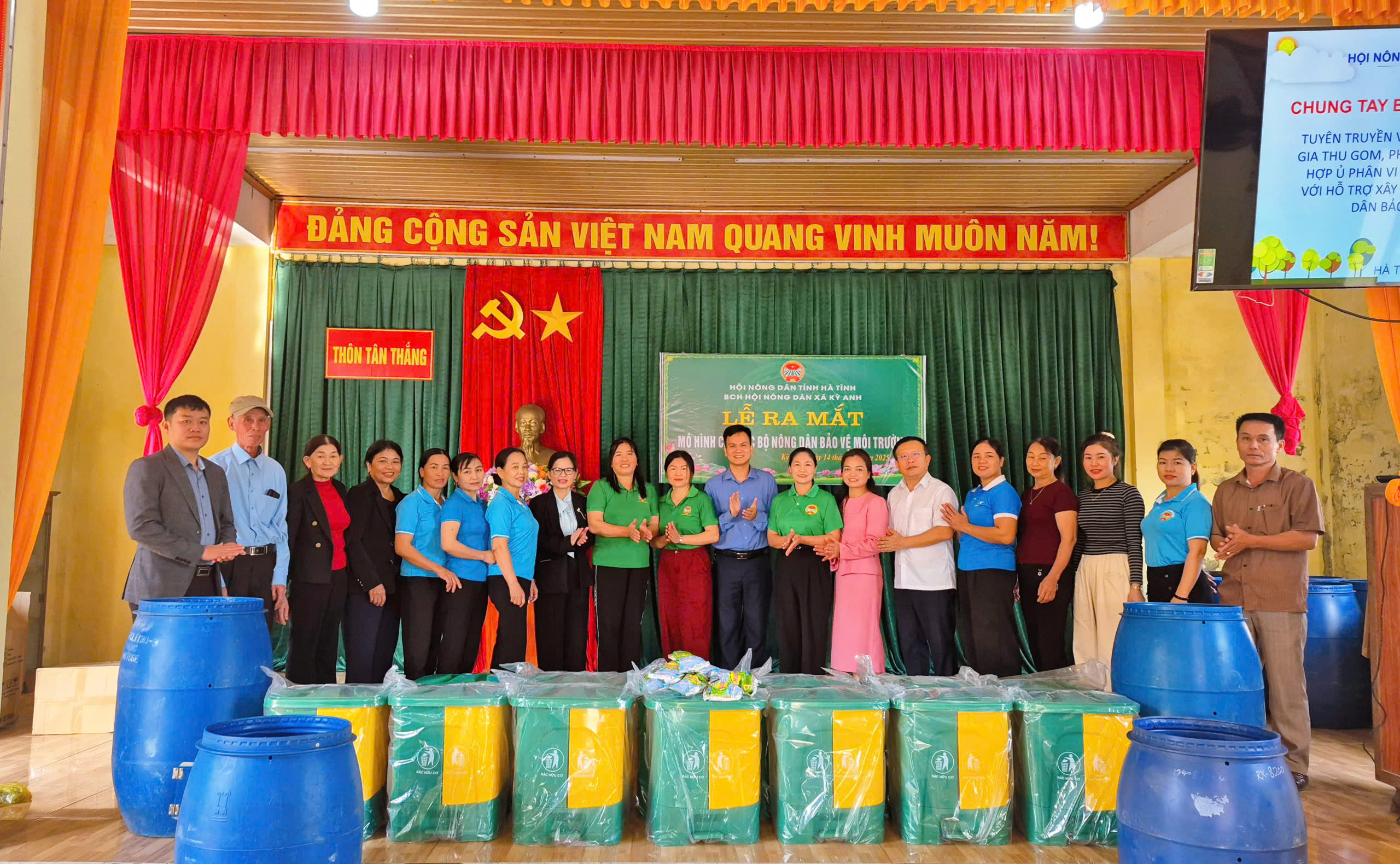 Lan tỏa hành động xanh: Xã Kỳ Anh thành lập Câu lạc bộ Nông dân bảo vệ môi trường và tập huấn phân loại rác thải cho 110 hội viên 