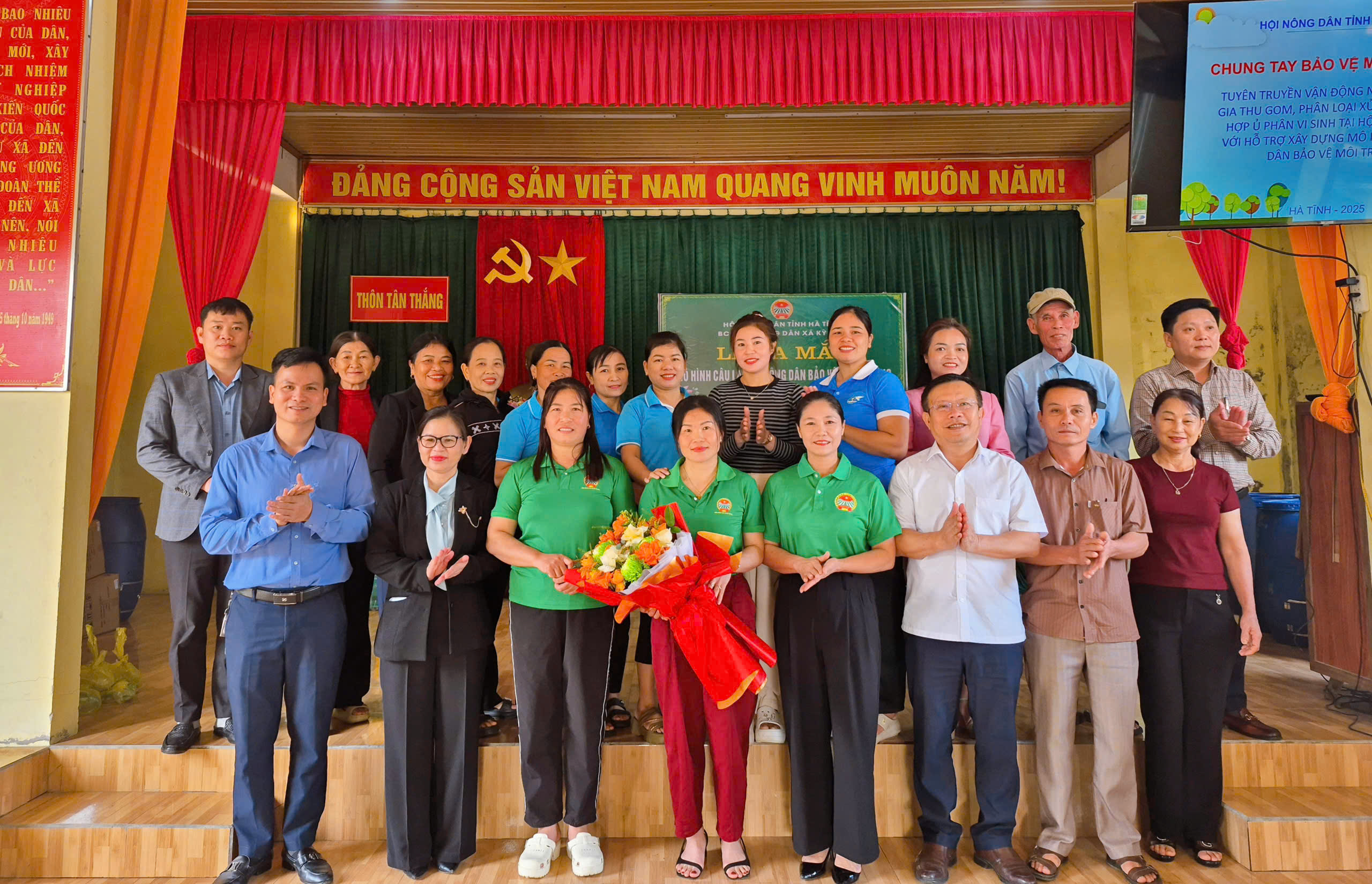Lan tỏa hành động xanh: Xã Kỳ Anh thành lập Câu lạc bộ Nông dân bảo vệ môi trường và tập huấn phân loại rác thải cho 110 hội viên