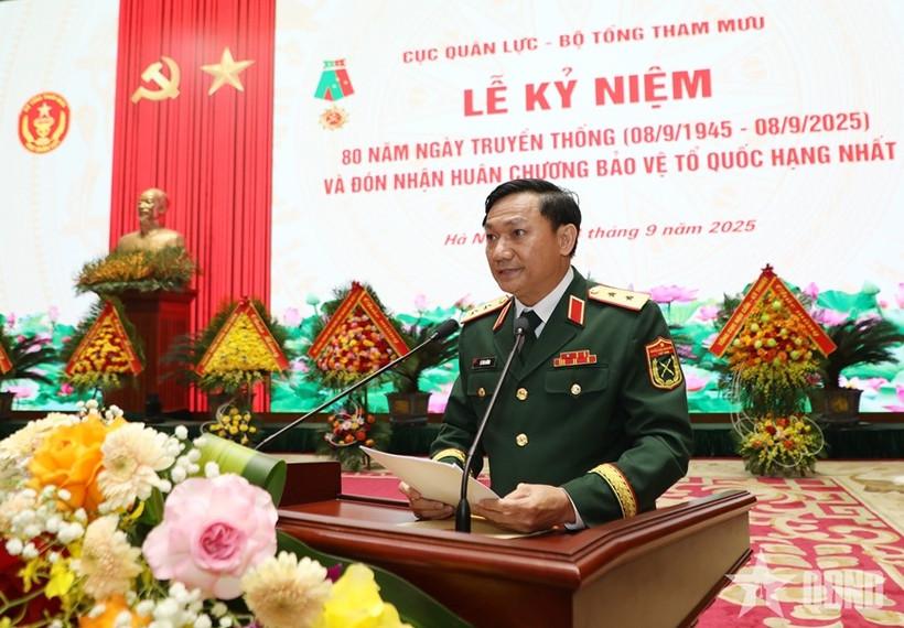 Xin chúc mừng người con Kỳ Anh - Trung tướng Lê Văn Hướng giữ chức Phó tổng Tham mưu trưởng QĐND Việt Nam
