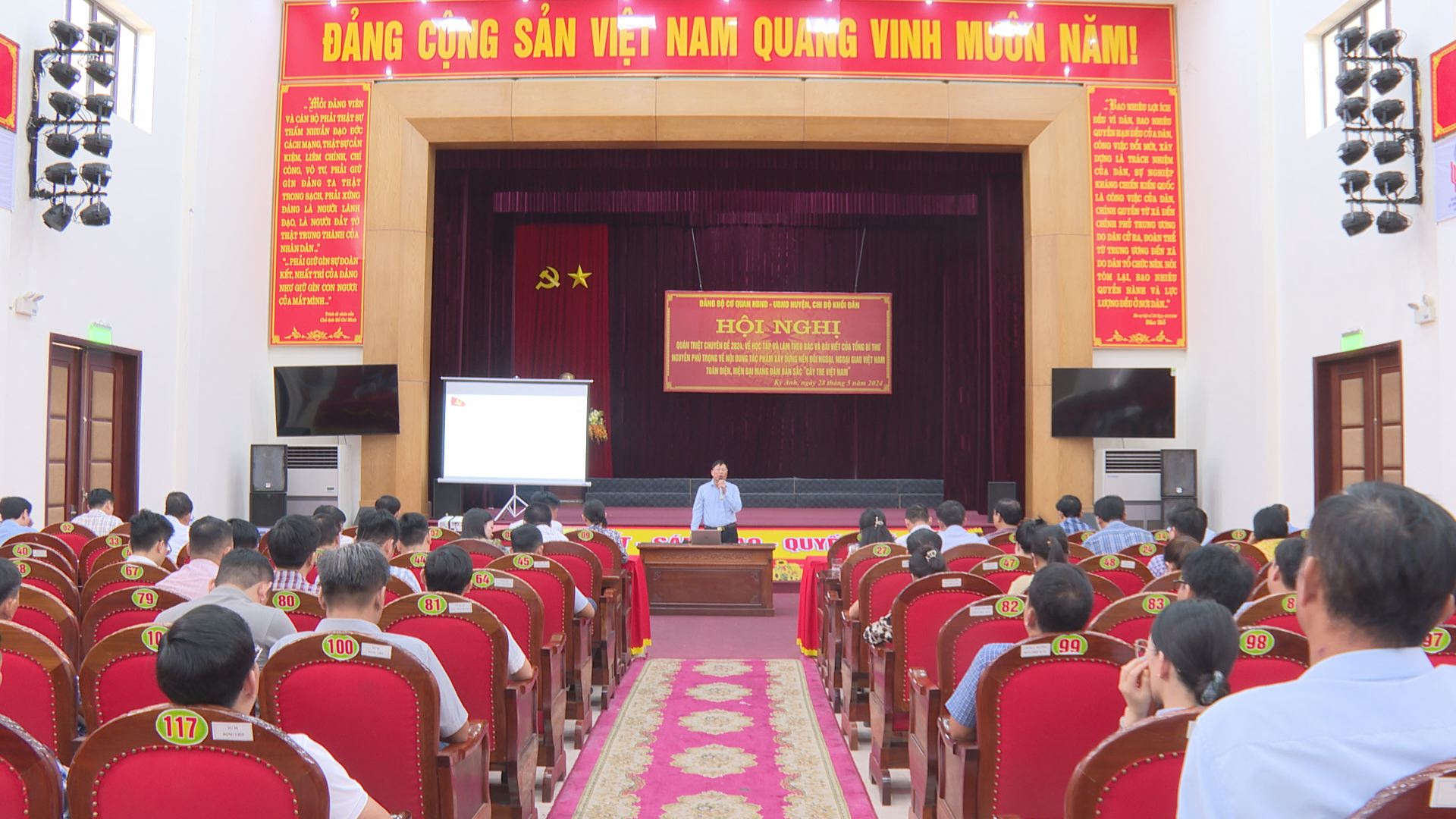 Quán triệt chuyên đề 2024 về học tập và làm theo Bác và bài viết của Tổng Bí thư Nguyễn Phú Trọng