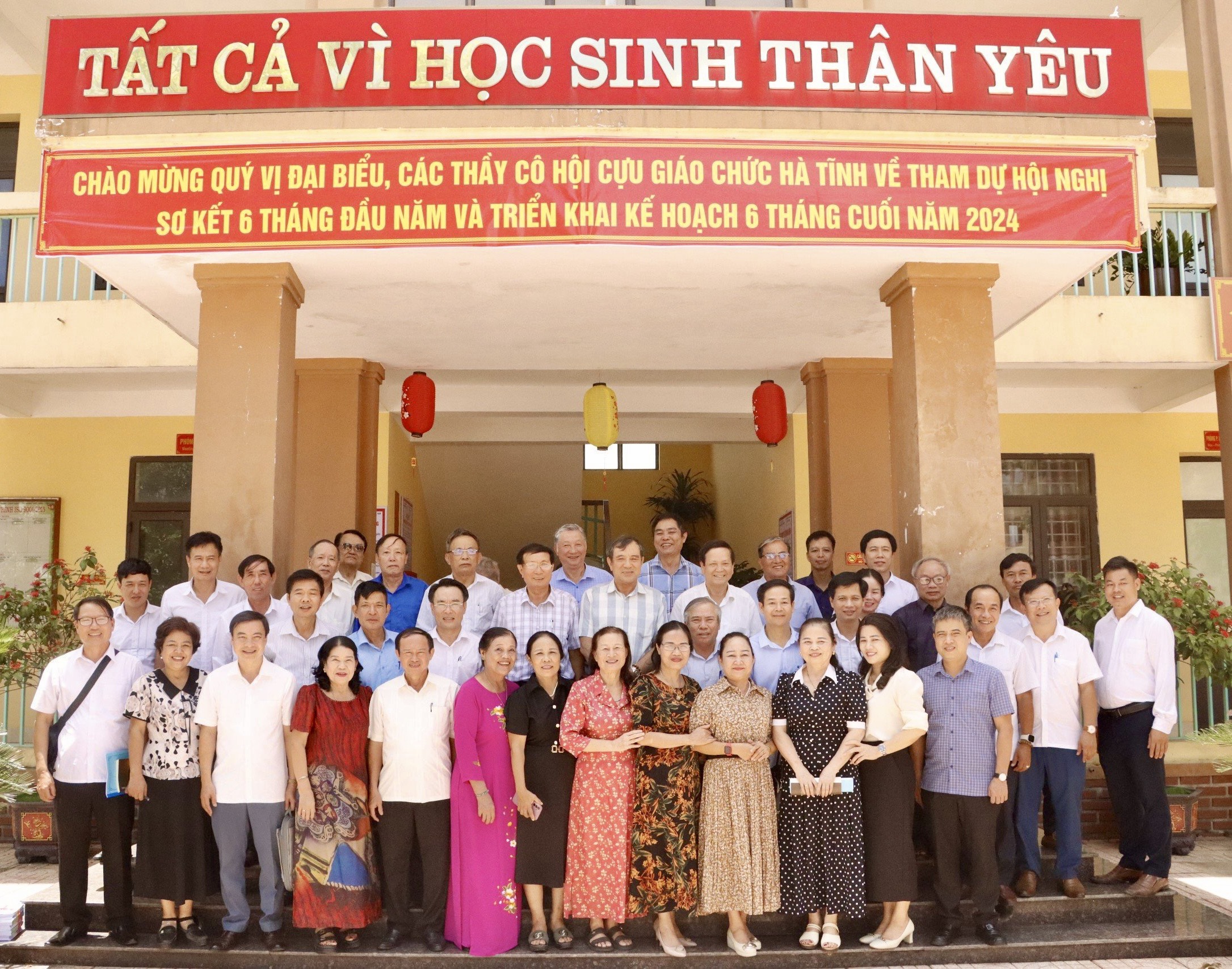 Hội Cựu giáo chức tỉnh Hà Tĩnh tổ chức Hội nghị Sơ kết 6 tháng đầu năm và triển khai kế hoạch 6 tháng cuối năm 2024