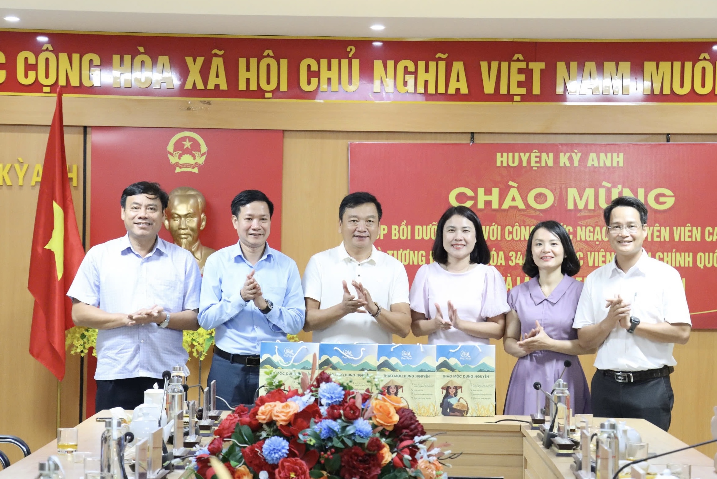 Kỳ Anh: Đón và làm việc với Đoàn học viên của Học viện Hành chính Quốc gia