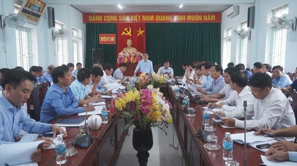 Thường trực huyện uỷ tổ chức cuộc họp giao ban công tác xây dựng Đảng tháng 2