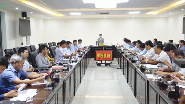 Hội nghị nghe báo cáo tiến độ kết quả điều tra, rà soát hộ nghèo, hộ cận nghèo năm 2020