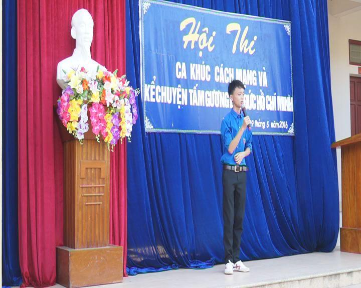 Trường THPT Nguyễn Thị Bích Châu: Hội thi ca khúc cách mạng và kể chuyện tấm gương đạo đức Hồ Chí Minh.