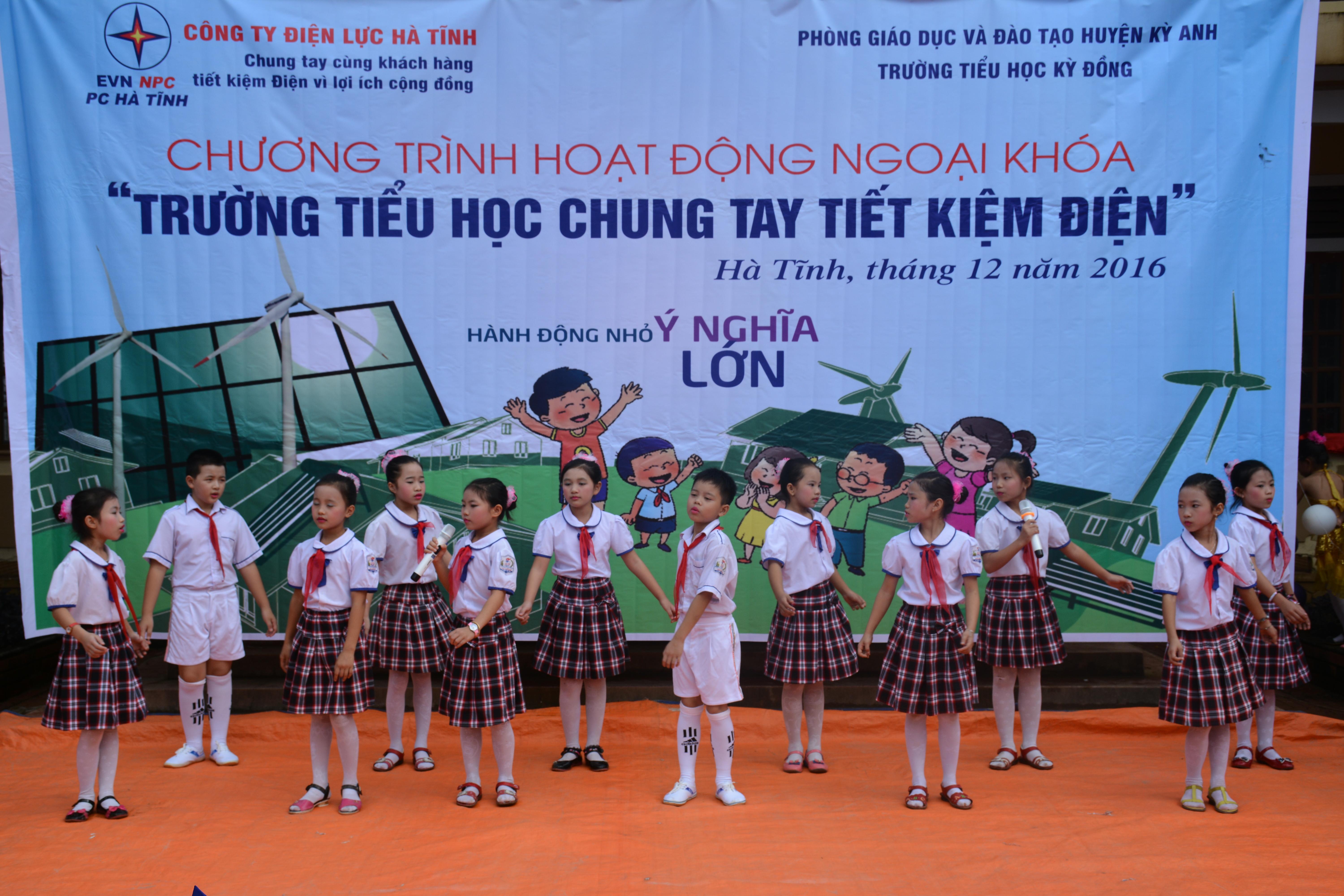 Trường Tiểu học Kỳ Đồng( huyện Kỳ Anh): Với chương trình “Trường Tiểu học chung tay tiết kiệm điện”.
