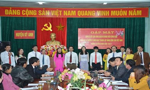 Ban Thường vụ Huyện ủy Kỳ Anh: Gặp mặt cán bộ cốt cán và đảng viên gốc giáo nhân kỷ niệm 87 năm ngày thành lập Đảng Cộng sản Việt Nam và mừng xuân Đinh Dậu.