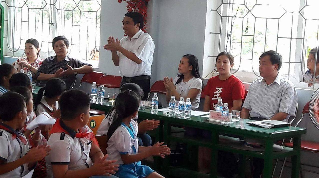 Phòng GD&ĐT huyện Kỳ Anh: Tổ chức lễ tổng kết, phát thưởng phong trào đọc sách khối Tiểu học, năm học 2015-2016