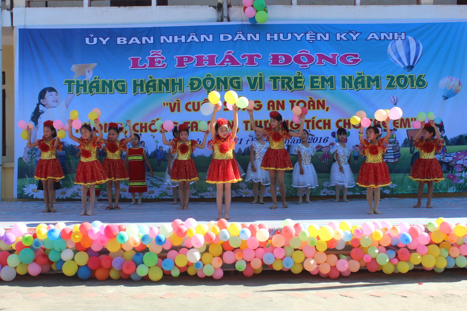 Huyện Kỳ Anh: Phát động tháng hành động vì trẻ em năm 2016.