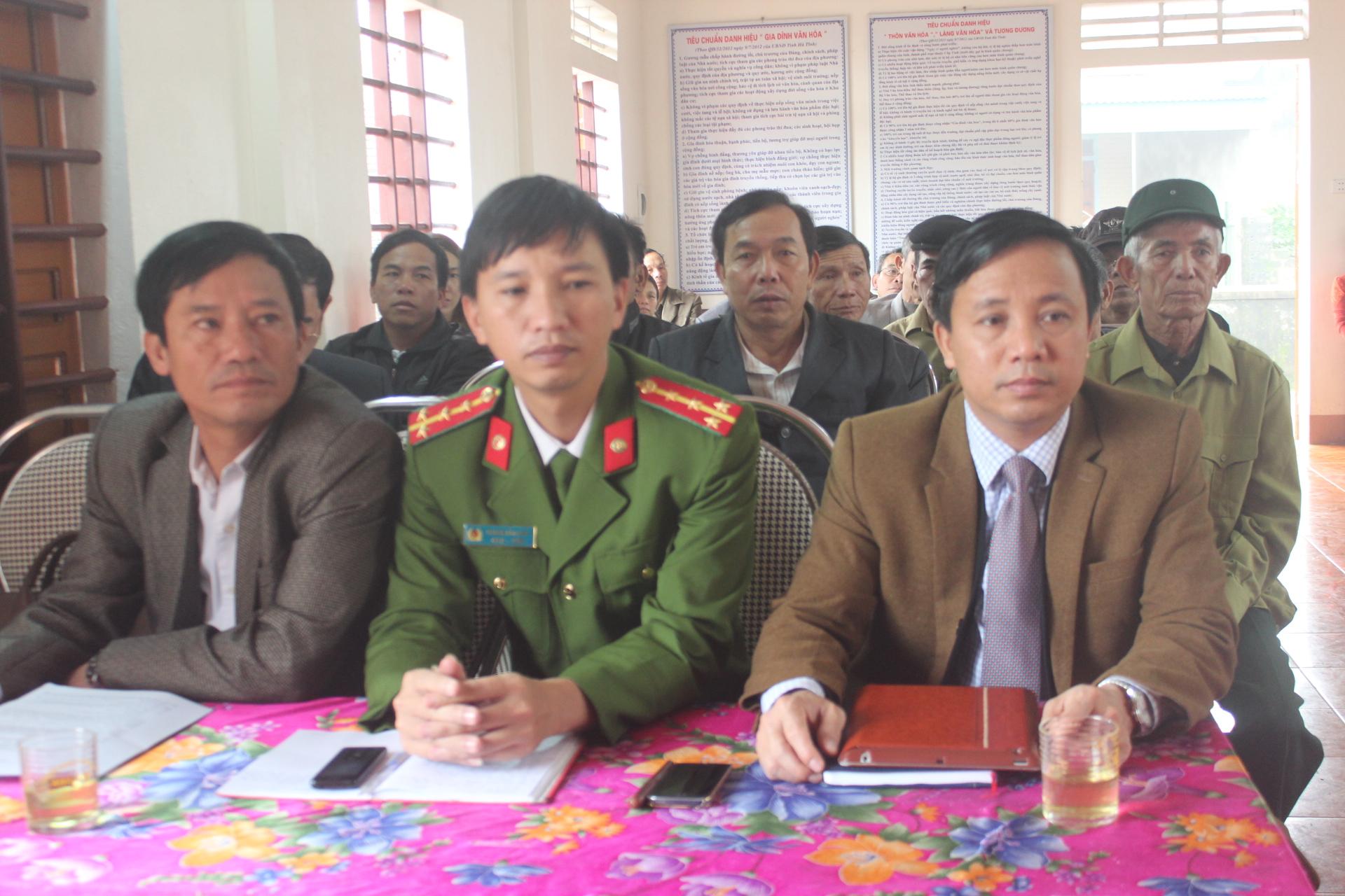 Tổ Đại biểu số 3- HĐND huyện Kỳ Anh: Tiếp xúc cử tri tại Phú Long –xã Kỳ Phú và thôn Đồng Phú –xã Kỳ Đồng.