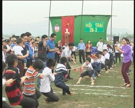 Trường THCS Kỳ Văn: hội thi cắm trại, liên hoan văn nghệ nhân ngày thành lập đoàn TNCS HCM.