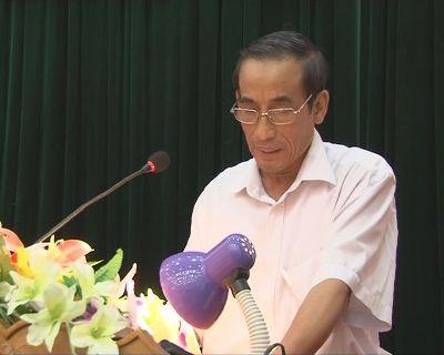 UBND huyện: Tổ chức phiên họp thường kỳ tháng 10 và đối thoại với chủ tịch UBND các xã, thị trấn, giám đốc các DN, chủ các HTX, chủ các mô hình sản xuất kinh doanh.