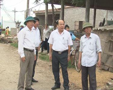 Kỳ Phú ra quân giải tỏa mở rộng hành làng 1km đường giao thông.