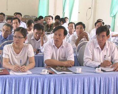 Đ/c Lê Trọng Bính- Bí thư Huyện ủy, chủ tịch HĐND huyện tiếp xúc cử tri