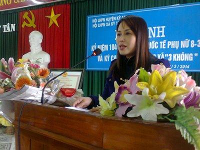 Hội phụ nữ xã Kỳ Tân: mit tinh kỷ niệm ngày quốc tế phụ nữ 8/3 và ký cam kết xây dựng “3 không”.