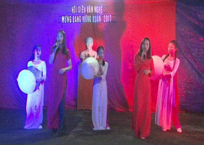 Xã Kỳ Lạc ( huyện Kỳ Anh): Liên hoan văn nghệ mừng Đảng- mừng Xuân.