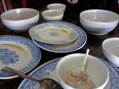 UBND huyện: Tăng cường công tác thanh tra, kiểm tra chất lượng vệ sinh an toàn thực phẩm trên địa bàn huyện.