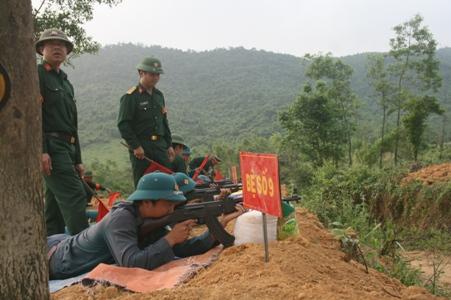 Các xã cụm 3 hoàn thành nội dung huấn luyện dân quân năm 2014