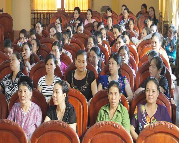 Hội Liên hiệp Phụ nữ tỉnh: Tổ chức hội nghị tuyên truyền phổ biến Luật Bầu cử và Luật Hôn nhân Gia đình tại xã Kỳ Châu