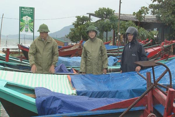 Đồng Chí Phạm Văn Dũng,  Phó Chủ Tịch UBND Huyện Kỳ Anh: Kiểm tra công tác phòng, chống lụt bão.