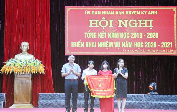 Kỳ Anh: Hội nghị tổng kết năm học 2019 – 2020 và triển khai nhiệm vụ năm học 2020 - 2021