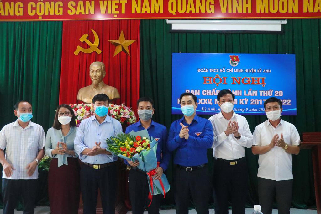 Anh Nguyễn Kim Trường được bầu giữ chức Bí thư Huyện đoàn Kỳ Anh