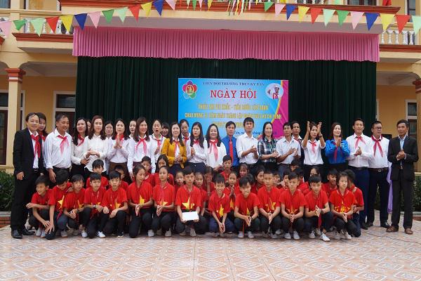 Liên đội Trường Trung học Cơ sở  Kỳ Tân: Tổ chức ngày hội “ Thiếu nhi vui khỏe tiến bước lên đoàn” năm học 2017-2018.