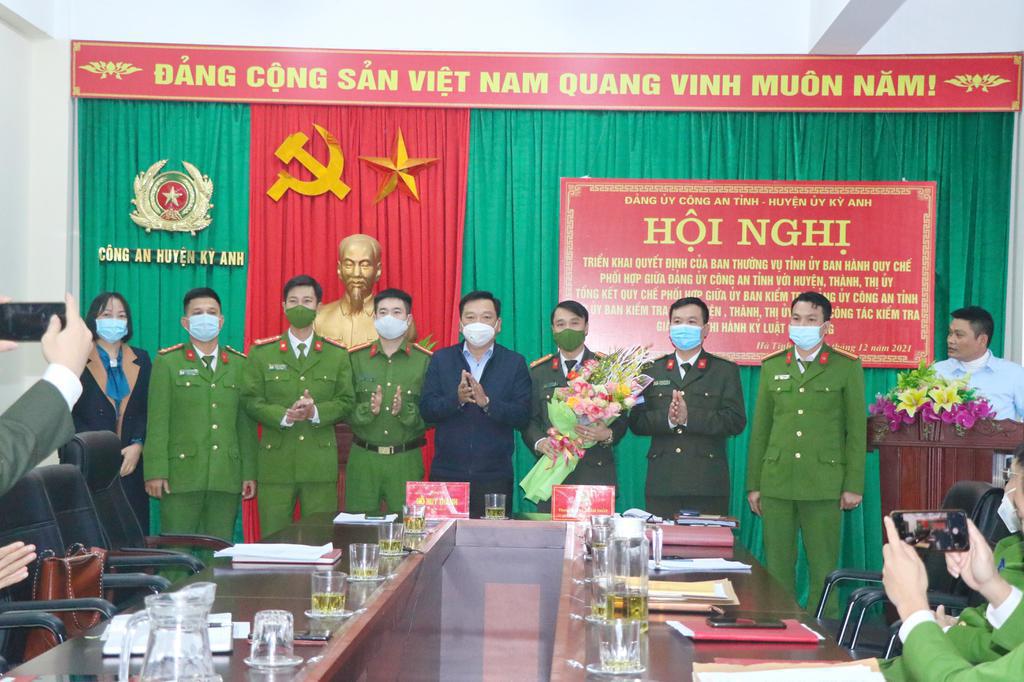 Thưởng nóng Công an huyện Kỳ Anh triệt phá thành công nhiều chuyên án lớn