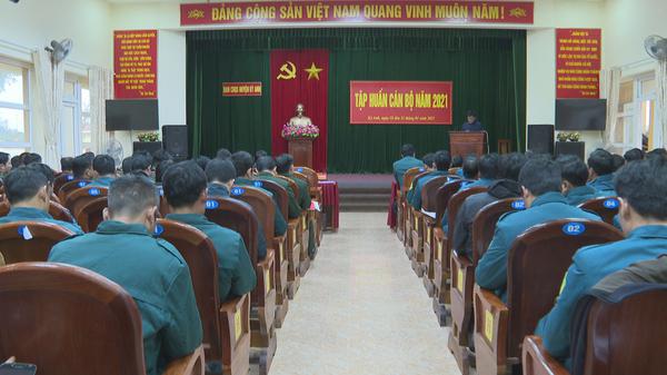 Ban chỉ huy quân sự huyện tập huấn cán bộ năm 2021.