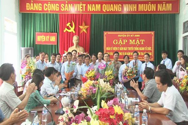 Huyện ủy Kỳ Anh: Gặp mặt nhân kỷ niệm 87 năm ngày truyền thống ngành Tổ chức, Dân vận, Văn phòng và 69 năm ngành Kiểm tra Đảng