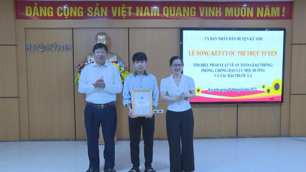Tổ chức thành công Cuộc thi trực tuyến “Tìm hiểu pháp luật về an toàn giao thông; phòng, chống bạo lực học đường và tác hại thuốc lá”