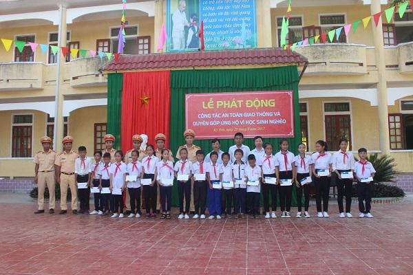 Trường Trung học Cơ sở Kỳ Sơn: Phát động công tác An toàn giao thông và quyên góp ủng hộ vì học sinh nghèo năm học 2017 -  2018.