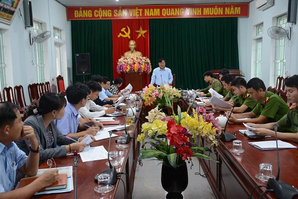 Ban Pháp chế - HĐND huyện Kỳ Anh làm việc với Công An huyện giám sát tình hình triển khai thực hiện Nghị quyết số 37/NQ-HĐND.