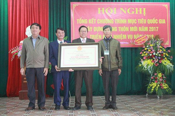 UBND xã Kỳ Xuân: Tổng kết chương trình mục tiêu Quốc gia xây dựng nông thôn mới năm 2017, triển khai nhiệm vụ năm 2018.