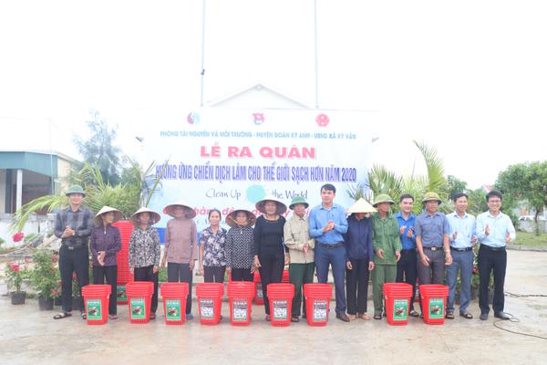 Huyện Kỳ Anh: Gần 1000 người tham gia Chiến dịch “Làm cho thế giới sạch hơn năm 2020”