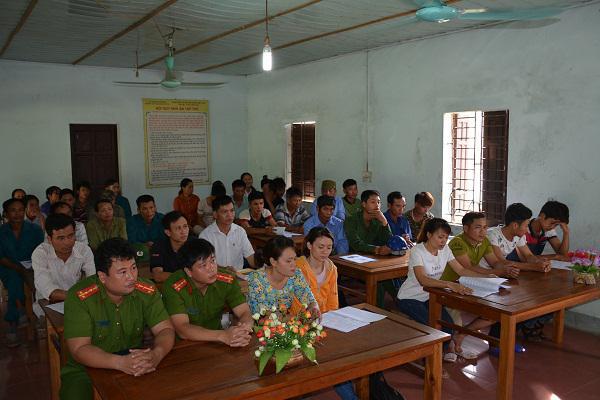 Phòng Cảnh sát Phòng cháy Chữa cháy- Công an tỉnh: Huấn luyện nghiệp vụ công tác PCCC&CNCH cho Công ty TNHH Thanh Thành Đạt.