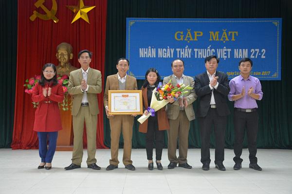 Xã Kỳ Tây: Đón nhận bằng công nhận xã đạt tiêu chí Quốc gia về Y tế.