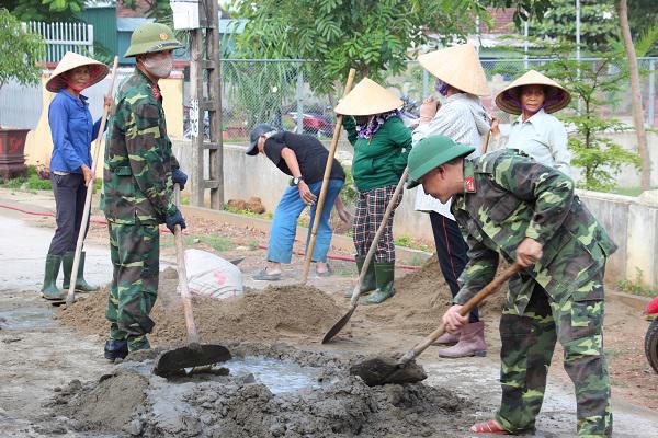 Thắm tình quân dân trong xây dựng nông thôn mới