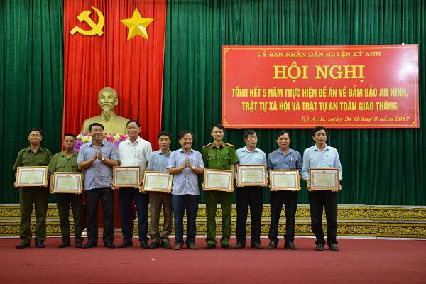 Huyện Kỳ Anh: Tổng kết 5 năm thực hiện đề án đảm bảo an ninh trật tự xã hội và trật tự an toàn giao thông.