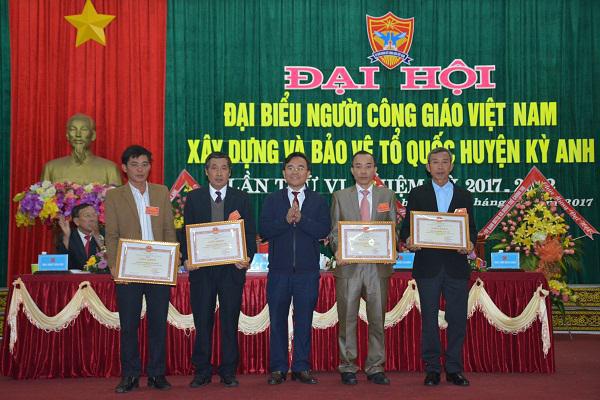 Uỷ ban Đoàn kết Công giáo huyện Kỳ Anh: Đại hội đại biểu “Người Công giáo Việt Nam xây dựng và bảo vệ Tổ quốc” huyện Kỳ Anh lần thứ VI, nhiệm kỳ 2017 - 2022.